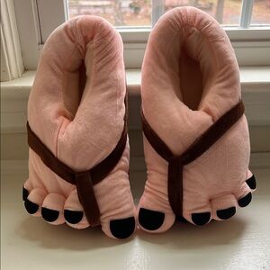 Big Toe Slippers wearing flip flops